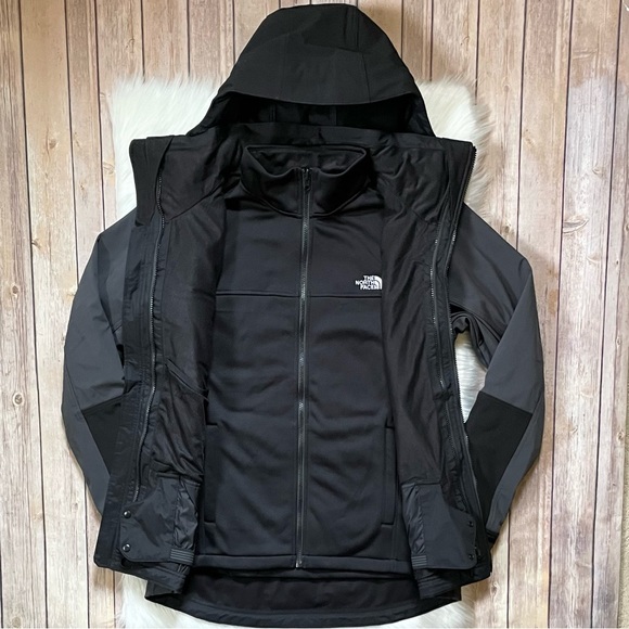 The North Face Men’s Apex Storm Peak TriClimate Insulated Ski Jacket - Picture 6 of 12